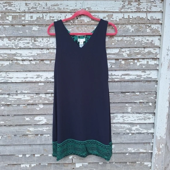 🌟 Reversible Sleeveless Dress from Magnolia Grace size medium - Picture 3 of 6